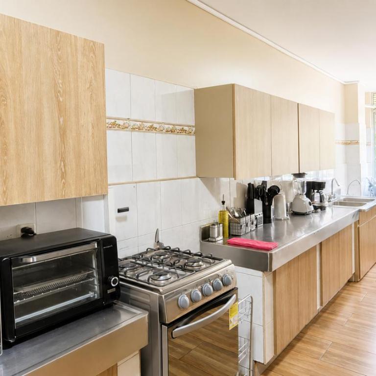 Center City Flats - Apartments in El Poblado near Park Lleras, Medellin! - Apartamento Deluxe - 3