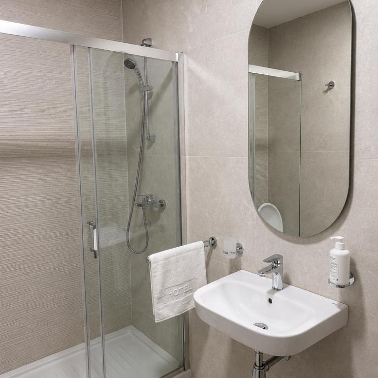Central Park Apartment Podgorica - One-Bedroom Apartment - 18