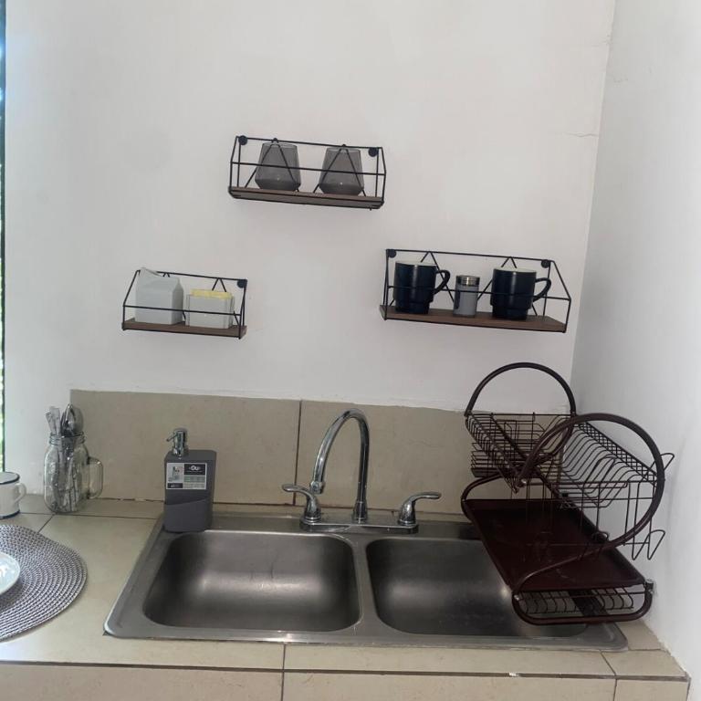 Minimalist loft in Tec area with parking - One-Bedroom Apartment - 18