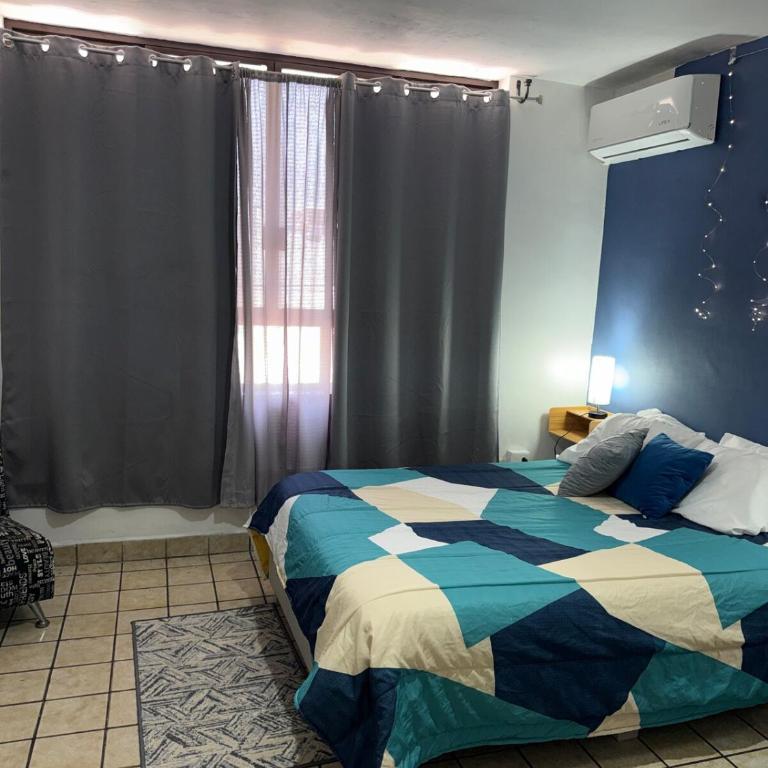 Minimalist loft in Tec area with parking - One-Bedroom Apartment - 20