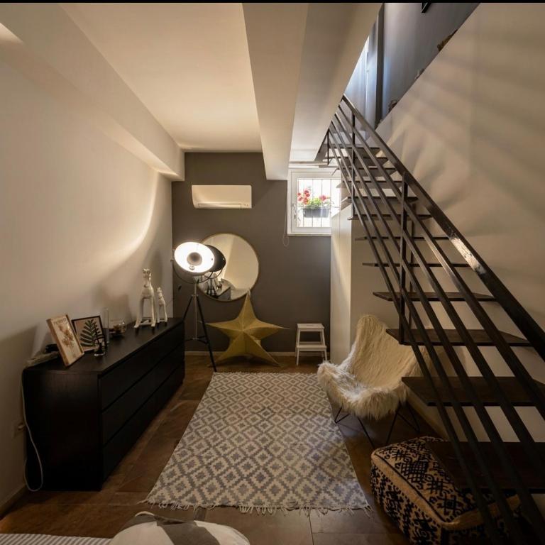 Urban Central Suites - One-Bedroom Apartment - 25