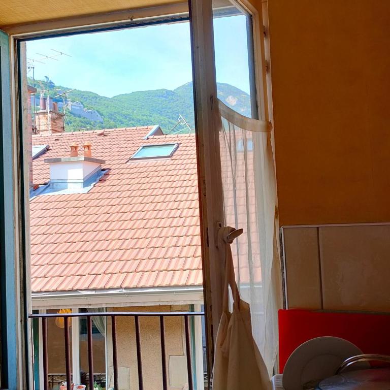 The Warm Studio in Old Town - Apartment mit 1 Schlafzimmer und Aussicht - 5
