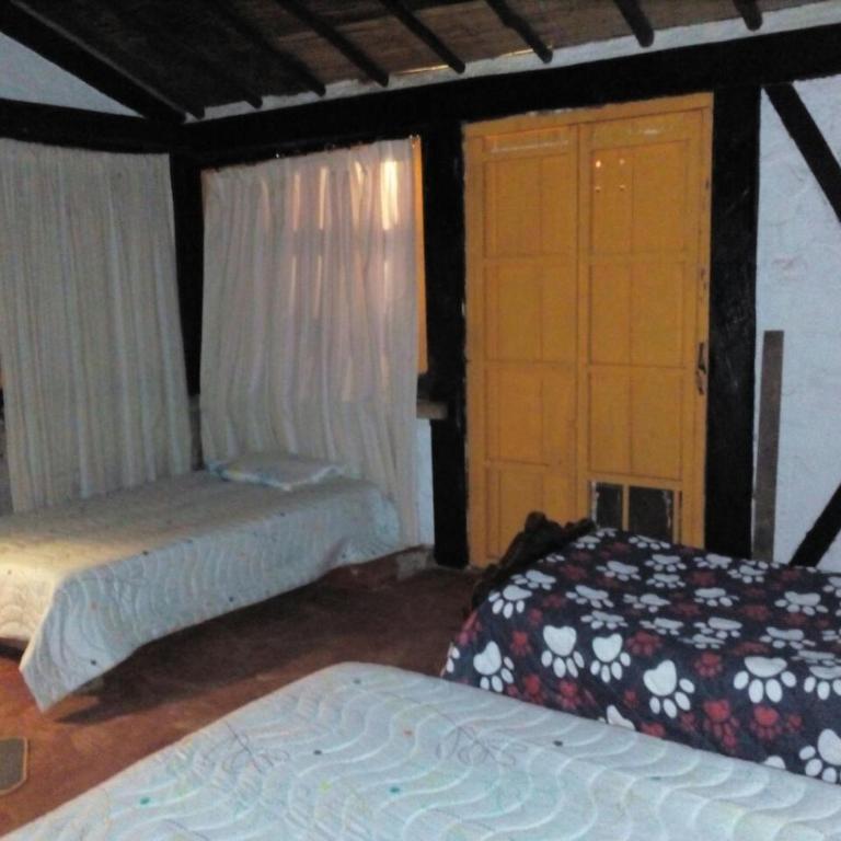 Tarragona Hostal - Habitación Familiar - 10