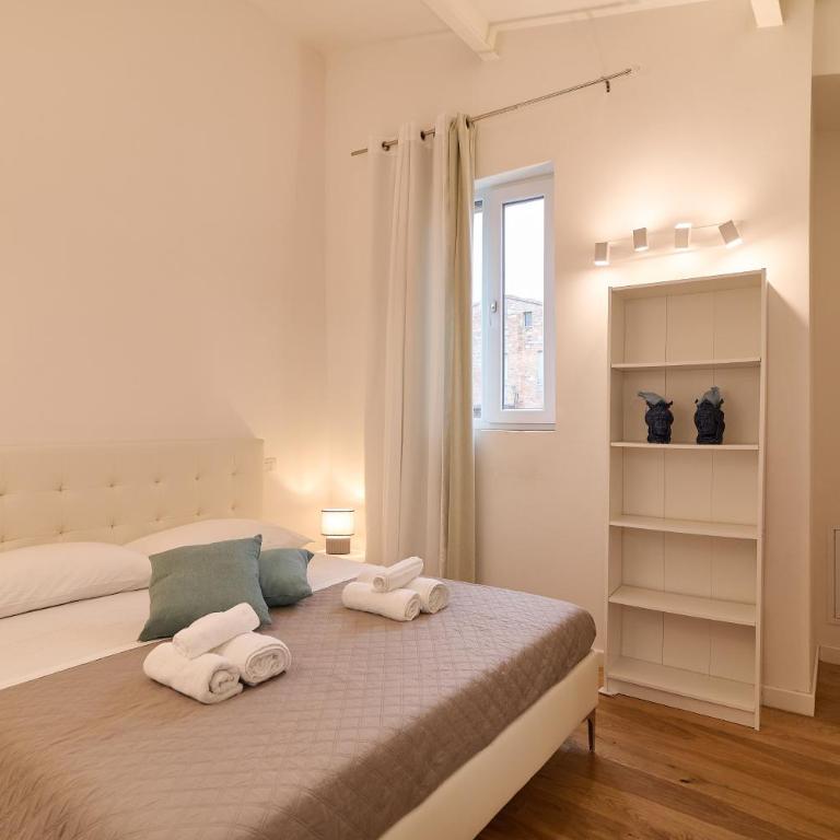 Mia Suite - Historic Center Perugia - Appartamento Deluxe con 1 Camera da Letto e Vista Città - 6