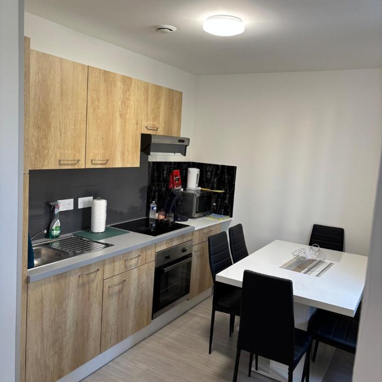 Appartement centre-ville Mulhouse - Appartamento con 2 Camere da Letto - 5