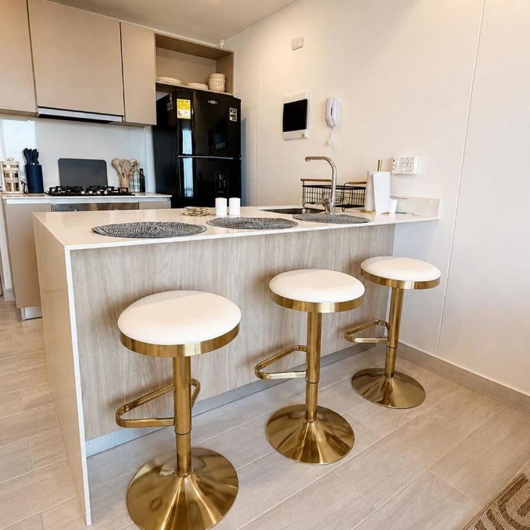 Caribbean Views & Beach Walks, Pool & Gym - Apartamento de 1 dormitorio con balcón y vistas al mar - 28