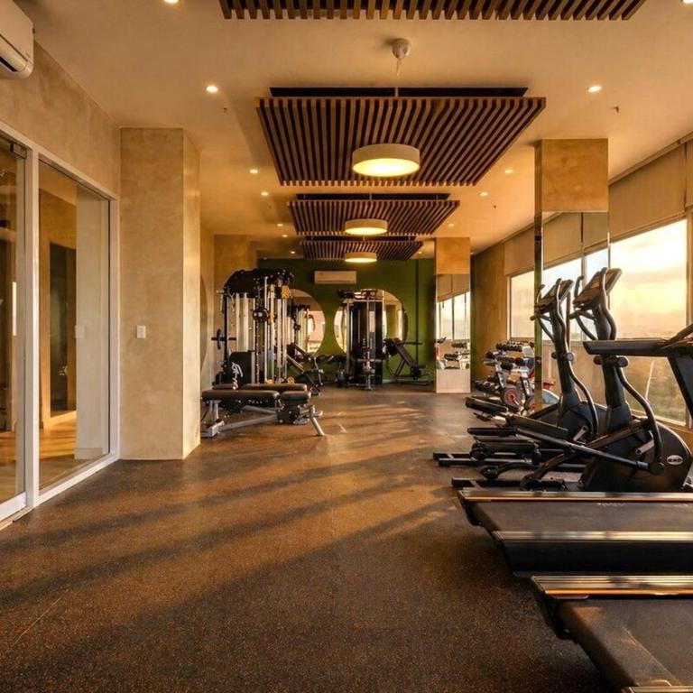 Caribbean Views & Beach Walks, Pool & Gym - Apartamento de 1 dormitorio con balcón y vistas al mar - 30