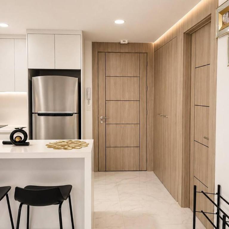 Elegante Apartamento en Torre Milenium La Aurora con Vista Urbana y Espacios Familiares Premium - Deluxe Suite - 4