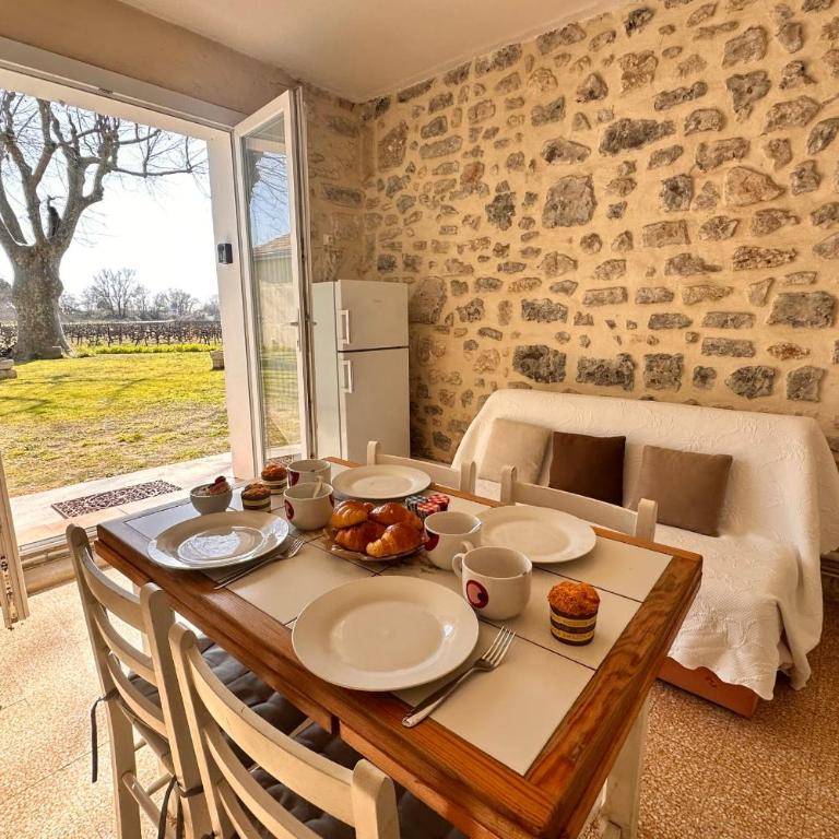 Gîte du Mas Séjour en Camargue proche Aigues-Mortes - Apartment - 10