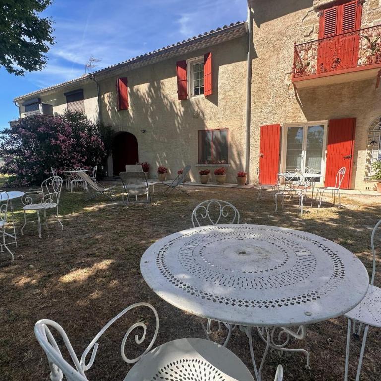 Gîte de la Cave Charme provençal avec jardin à Aigues-Mortes - Appartamento - 1