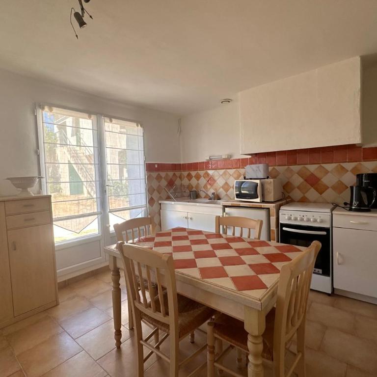 Gîte de la Cave Charme provençal avec jardin à Aigues-Mortes - Appartamento - 14