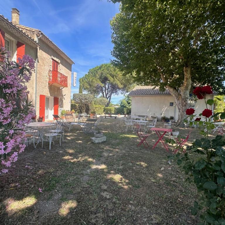 Gîte du Mas Séjour en Camargue proche Aigues-Mortes - Apartment - 7