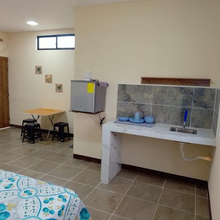 Home Albatros Galápagos - Family Room - 3