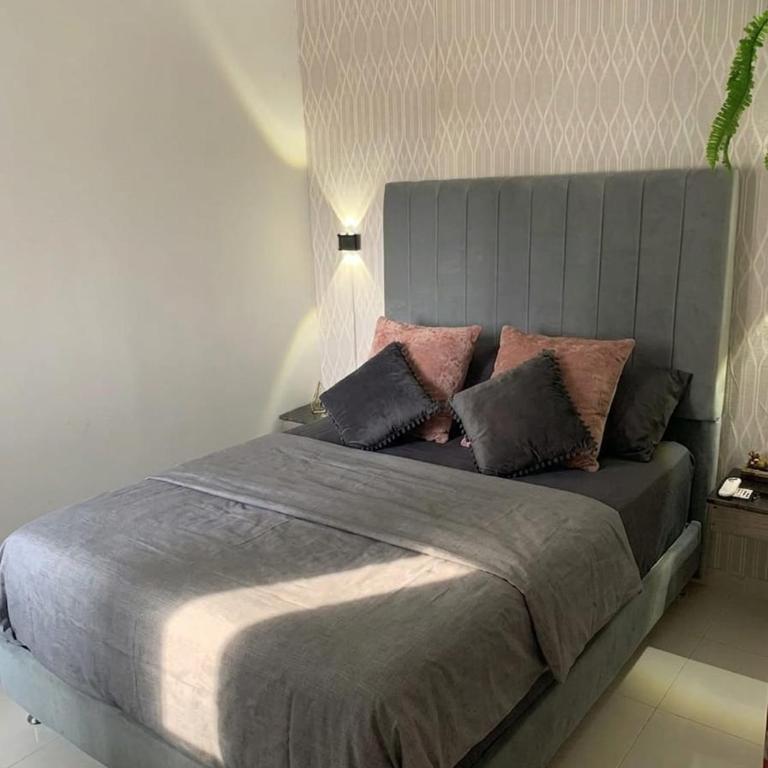Brisas del mar Cartagena Suit - Apartamento amoblado, cerca al mar - Three-Bedroom Apartment - 9