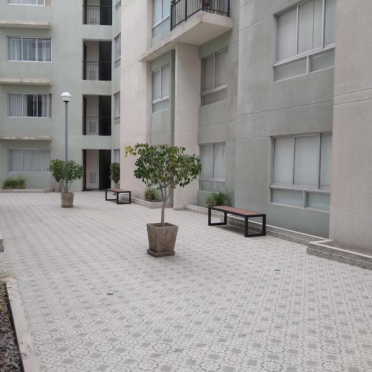 Departamento Céntrico en Beaterio de 3 Dormitorios Sala con Balcon Seguridad 24 7 - Three-Bedroom Apartment - 15