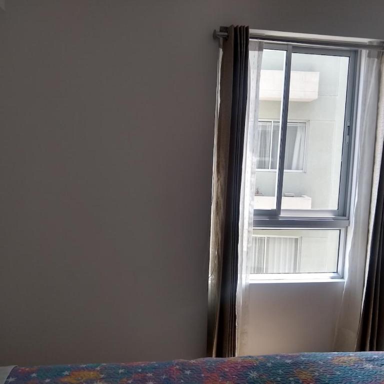 Departamento Céntrico en Beaterio de 3 Dormitorios Sala con Balcon Seguridad 24 7 - Three-Bedroom Apartment - 18
