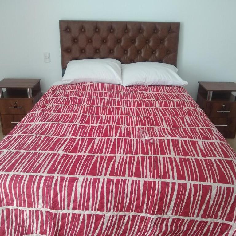 Departamento Céntrico en Beaterio de 3 Dormitorios Sala con Balcon Seguridad 24 7 - Three-Bedroom Apartment - 34