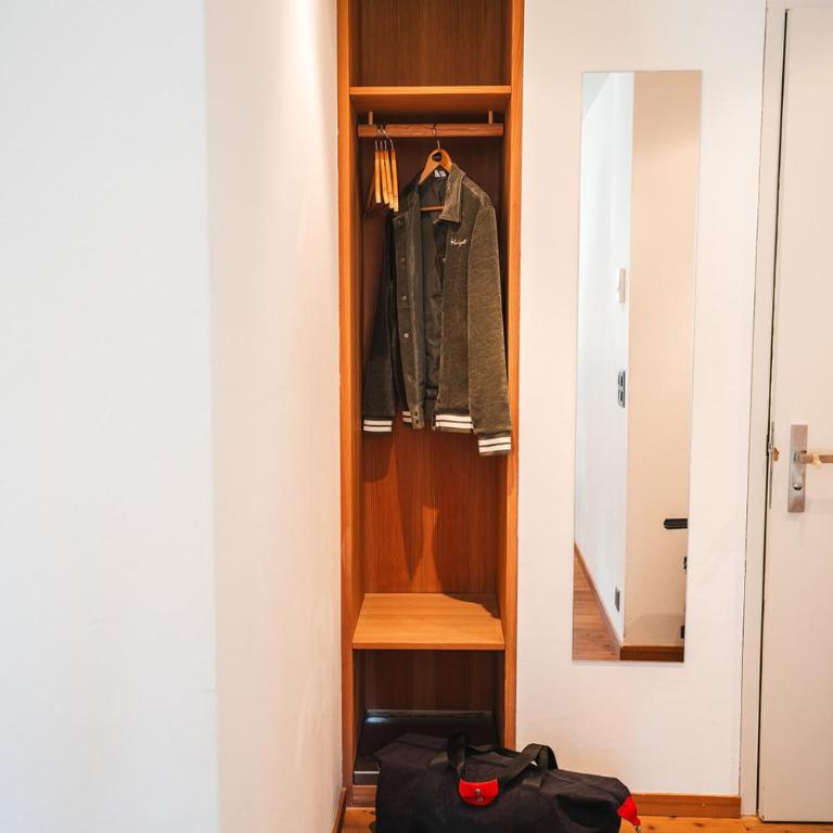 Pension Longhin Maloja - Self Check In - Doppelzimmer mit Bergblick - 17