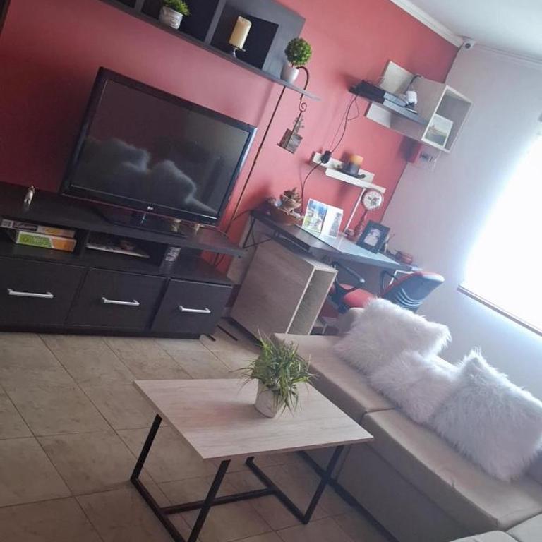 Habitación en casa de familia - One-Bedroom Apartment - 4