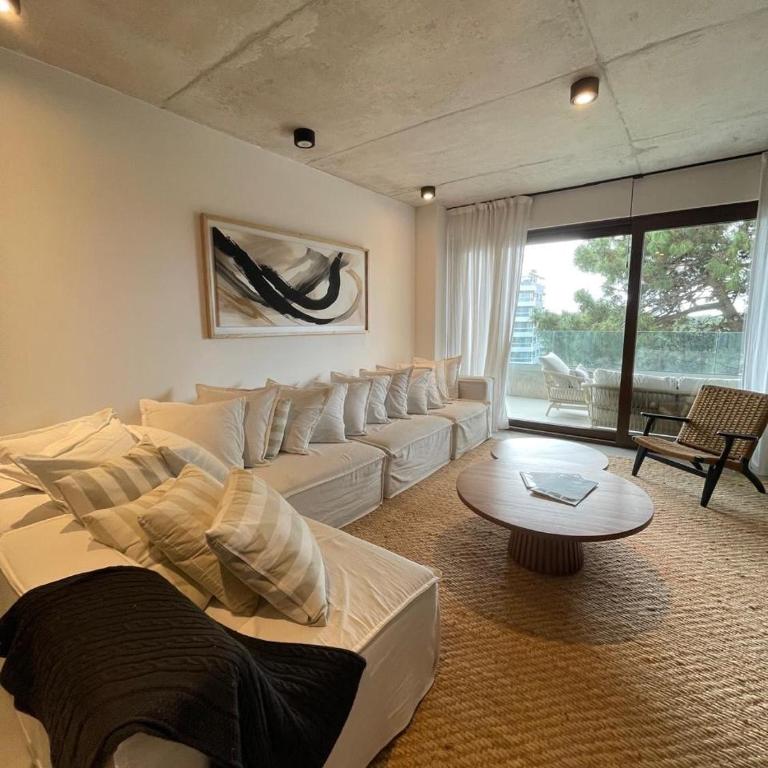 Departamento para familias numerosas - Three-Bedroom Apartment - 1