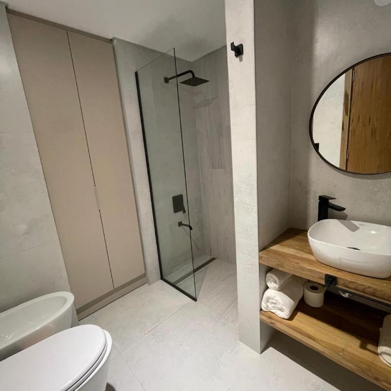 Departamento para familias numerosas - Three-Bedroom Apartment - 9