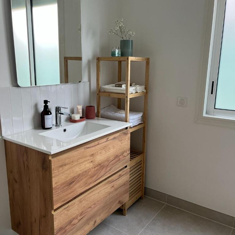Charmant T1 en centre-ville de Juan Les Pins - Appartement 1 Chambre - 3
