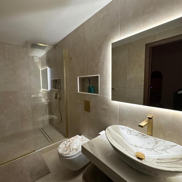 Dolce Casa Romana B Elegant Suite - Appartamento con 1 Camera da Letto - 19