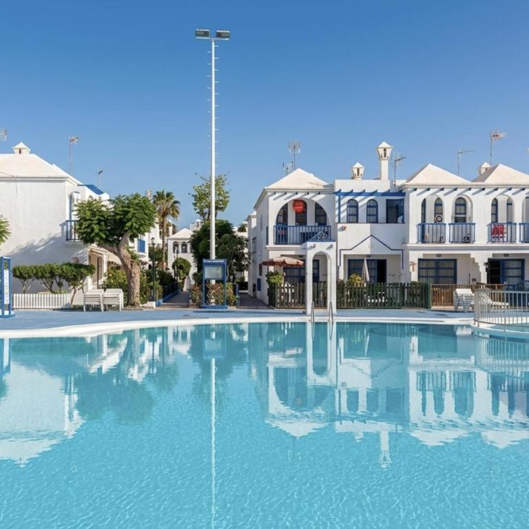 Amazing bungalow with wifi and terrace - Apartamento de 1 dormitorio - 1