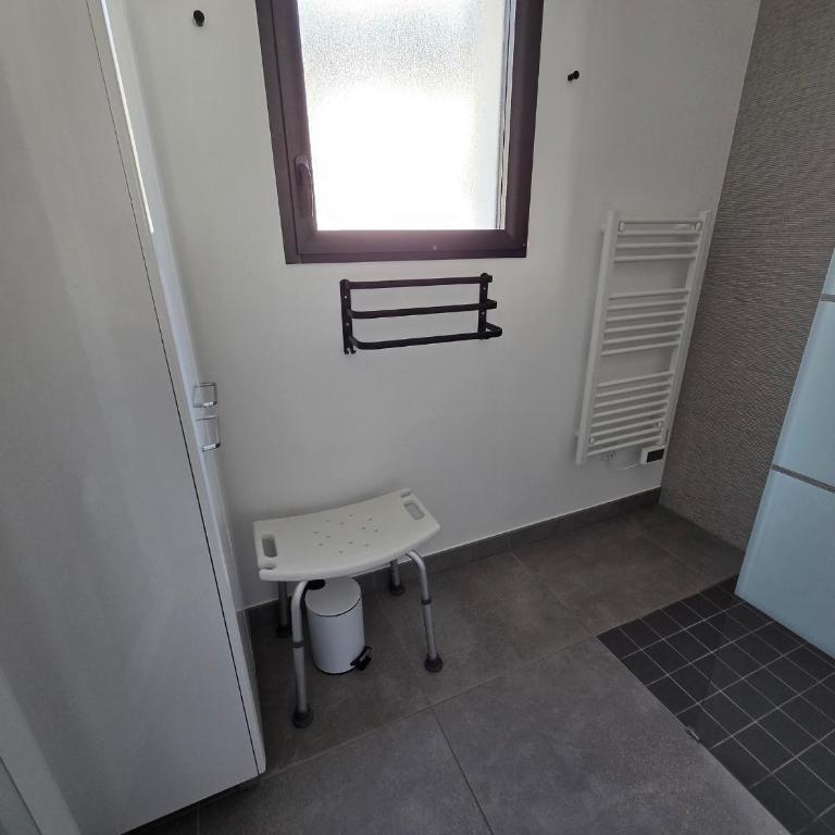 Villa neuve 130m² avec piscine chauffée, 4 chambres - FR-1-194-321 - Vacation Home - 15