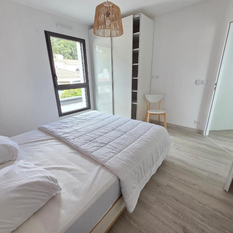 Villa neuve 130m² avec piscine chauffée, 4 chambres - FR-1-194-321 - Vacation Home - 25