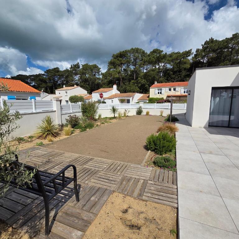 Villa neuve 130m² avec piscine chauffée, 4 chambres - FR-1-194-321 - Vacation Home - 31