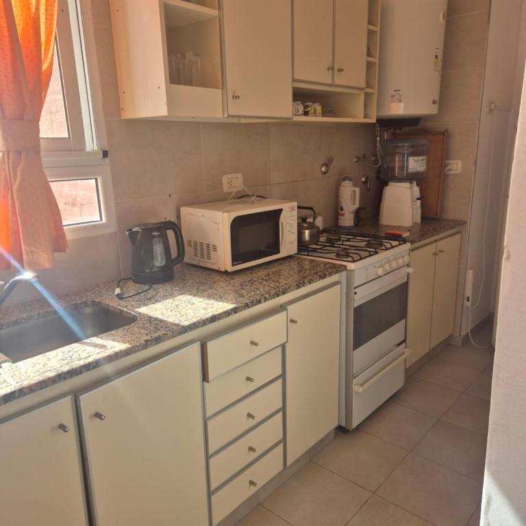 Mary'S HOUSE - One-Bedroom Apartment - 5