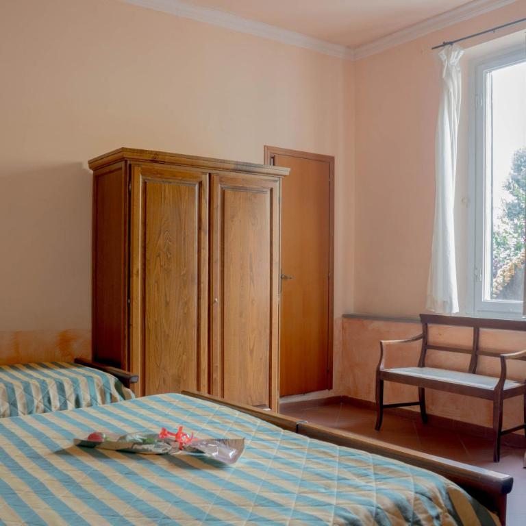 Hotel Monica - Quadruple Room - 3
