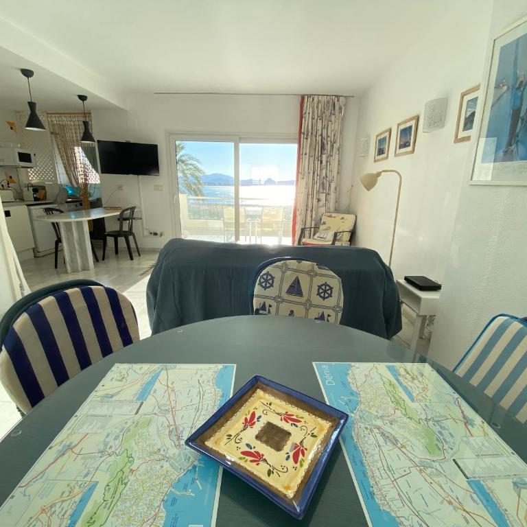 Excepcional vista al mar y piscina - Apartamento de 2 dormitorios - 7