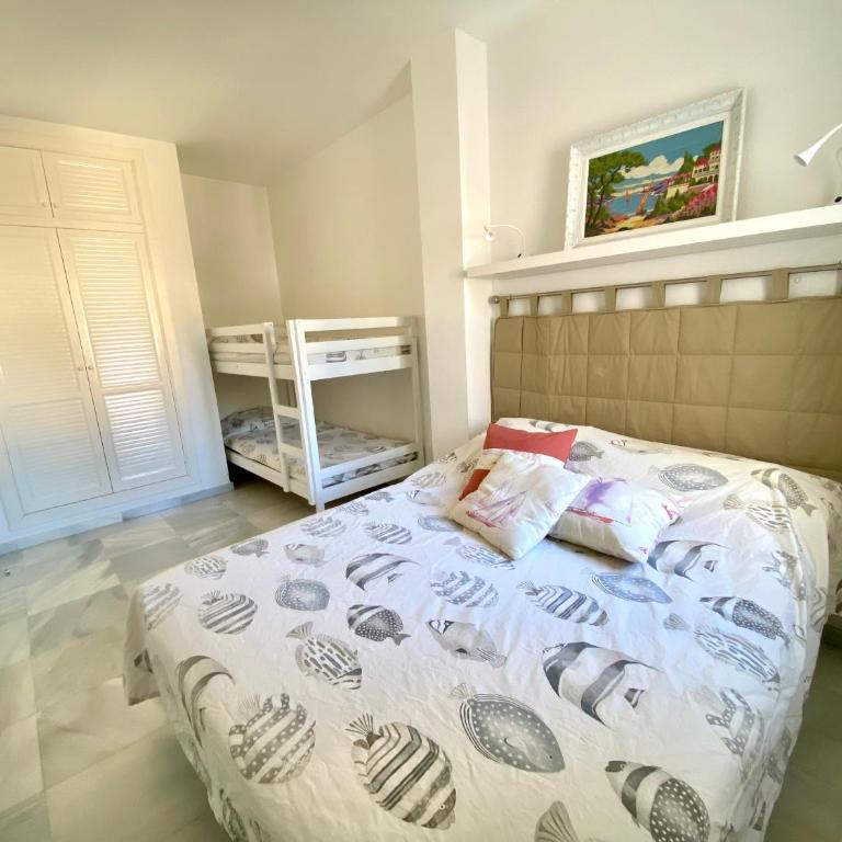 Excepcional vista al mar y piscina - Apartamento de 2 dormitorios - 12