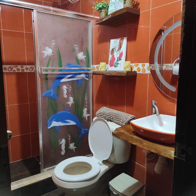 Cenizo's house - apartment in downtown Mindo - Two-Bedroom Apartment - 10