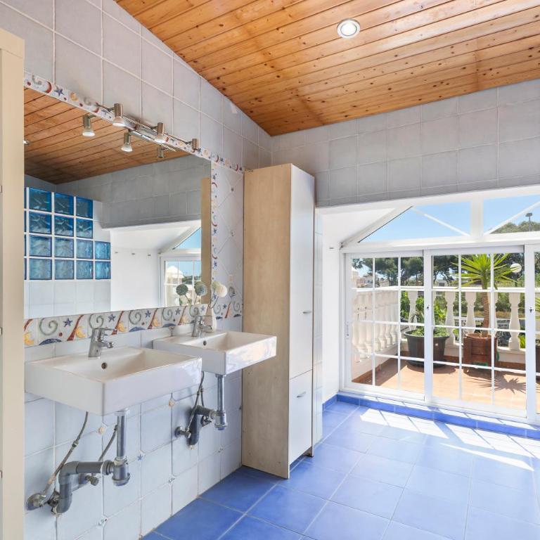 Beach Villa Pool, Sauna, Pool Table 13 Guests - Villa - 53