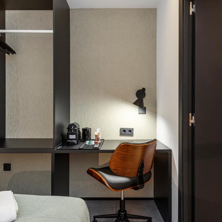 Queen's Chamberí Boutique - Alojamiento corta estancia - Double Room with Private Bathroom - 4
