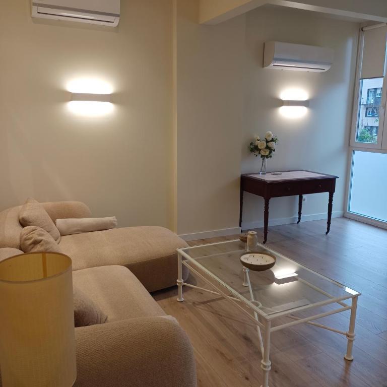 Luminoso Bilbao - Two-Bedroom Apartment - 7
