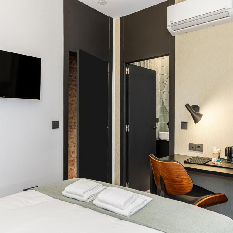 Queen's Chamberí Boutique - Alojamiento corta estancia - Double Room with Private Bathroom - 4