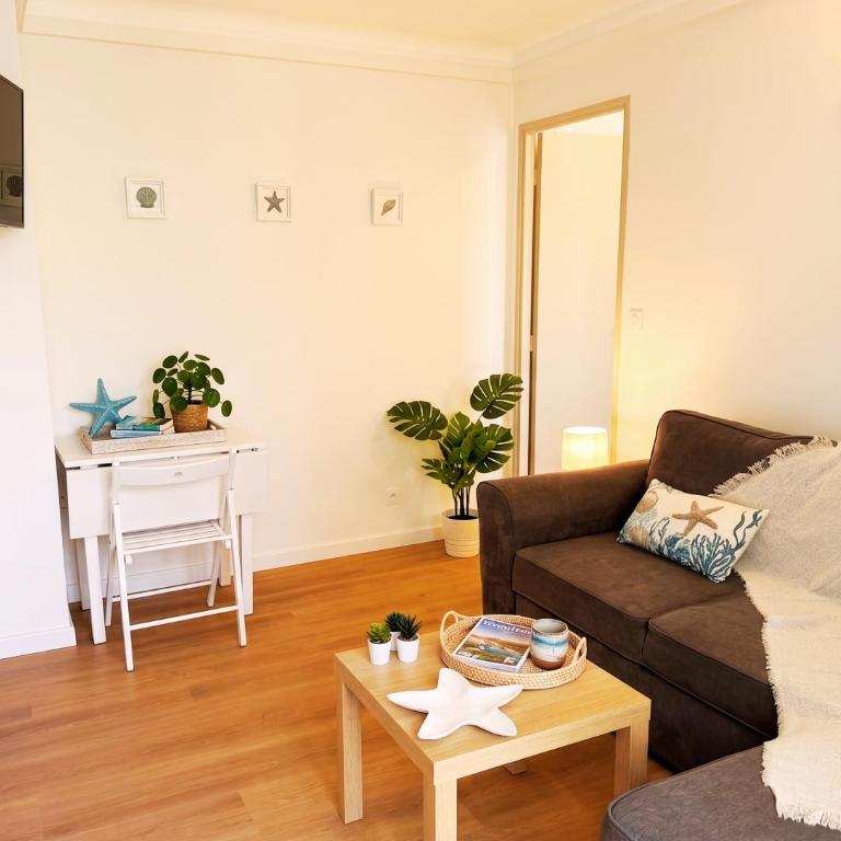 A 1 min de la plage piscine, clim, wifi - 111 - Appartement 1 Chambre - 10