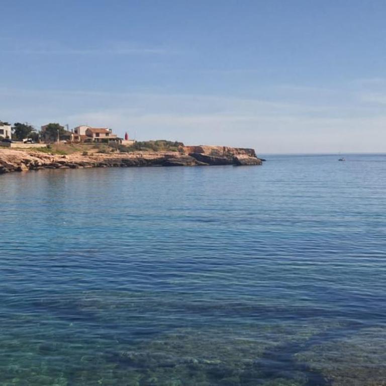 Sea View Villa - Rooftop - Pool - Sea within walking distance - Carro - Villa - 66