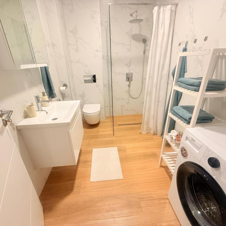 Apartment Hrubosovic Dobra voda - One-Bedroom Apartment - 17