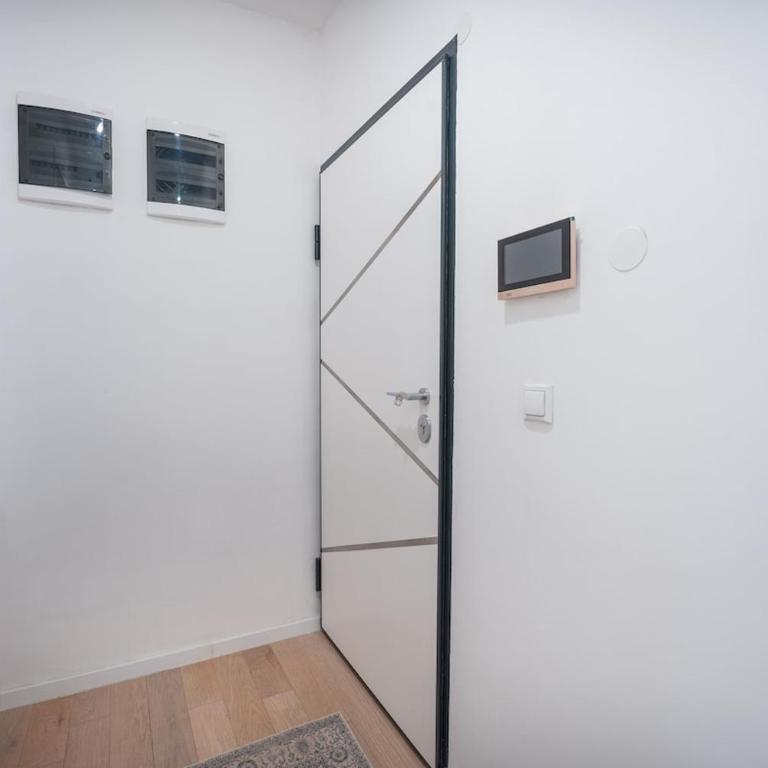 Golden Leaf Residence, Free Parking and Near Center - Apartman sa 1 Spavaćom Sobom - 3