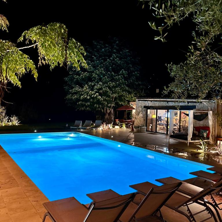 Le clos de Vence - Studio - Vue sur Piscine - 18