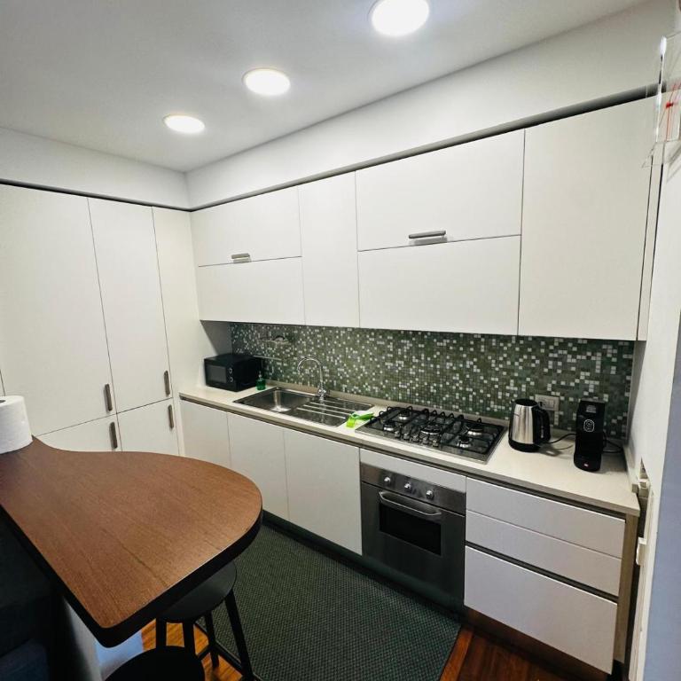 Beach Access, Private Umbrella & AC Pescara - Appartamento con 1 Camera da Letto - 10