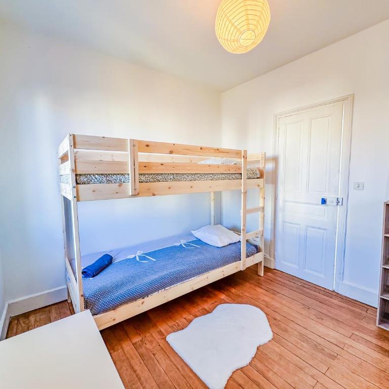 2 maisons pouvant accueillir 22 personnes - Maison de Vacances - 5