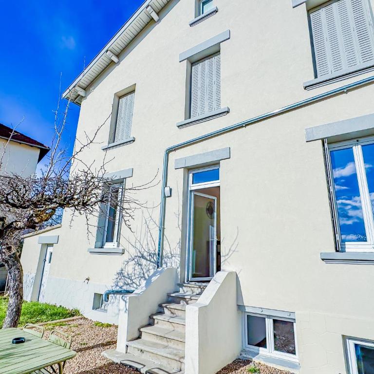 2 maisons pouvant accueillir 22 personnes - Maison de Vacances - 1