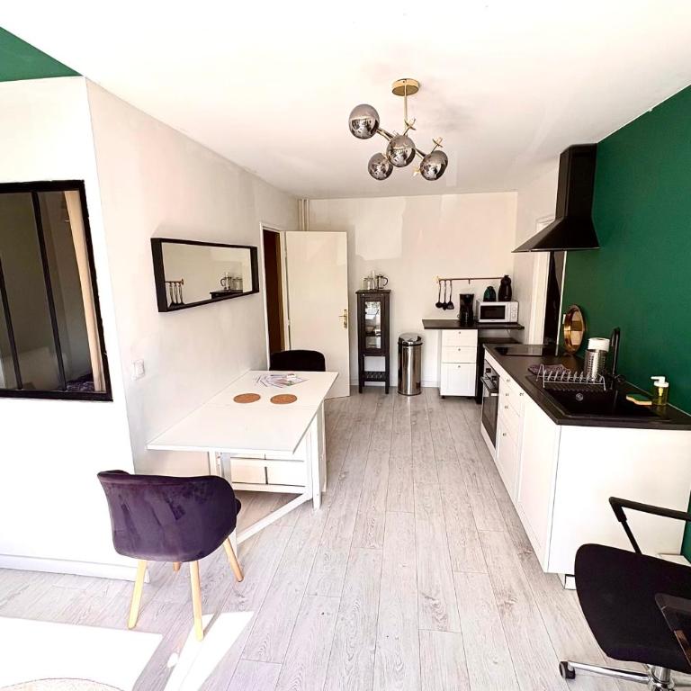 Beautiful 54 m apartment with parking in Nantes - Apartment - 3