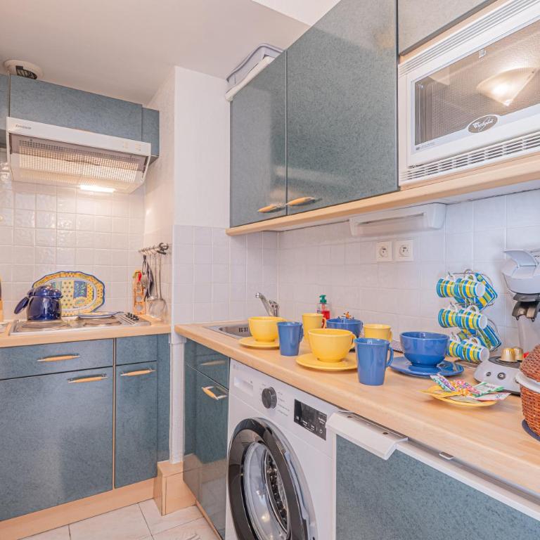 Lovely Seaside Golfe Juan - Marina - Pool - Garage - Appartement 1 Chambre avec Balcon et Vue sur Mer - 23